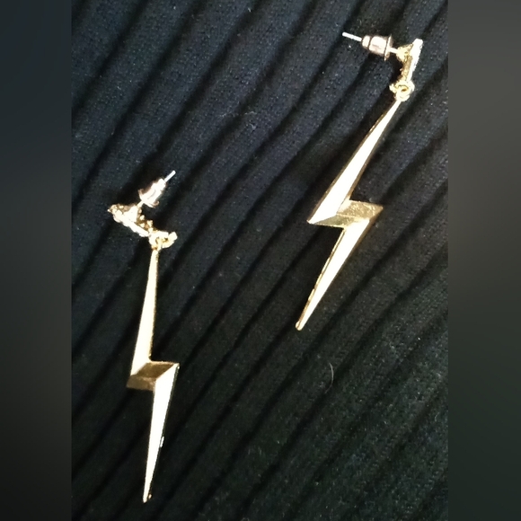 🌞Lightning Bolt Earrings - Picture 3 of 3
